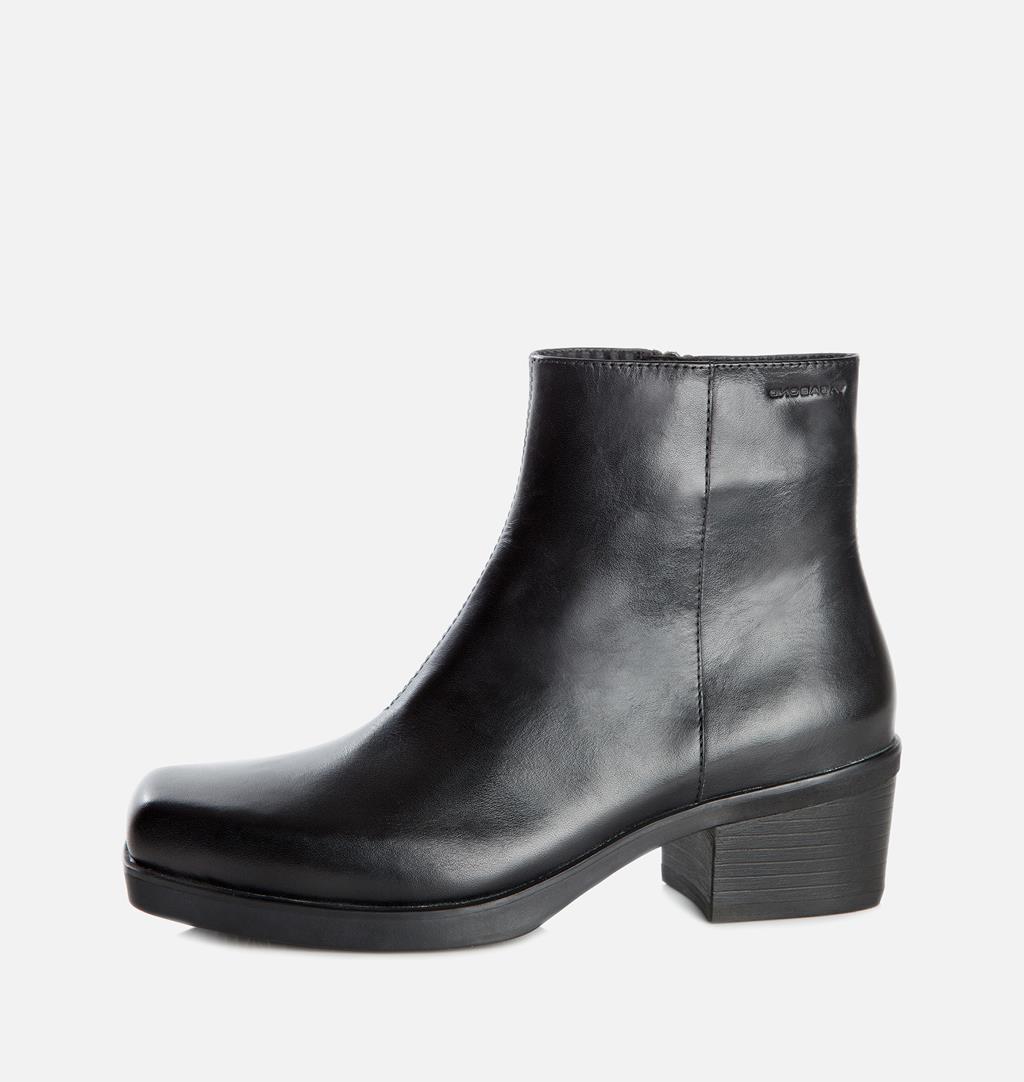 comfy black leather boots