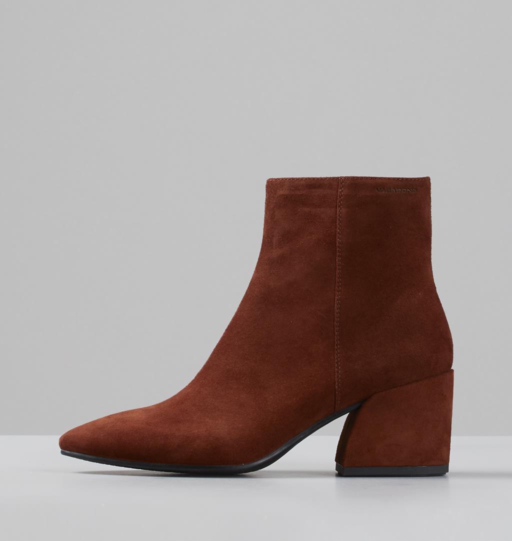 brown suede boots