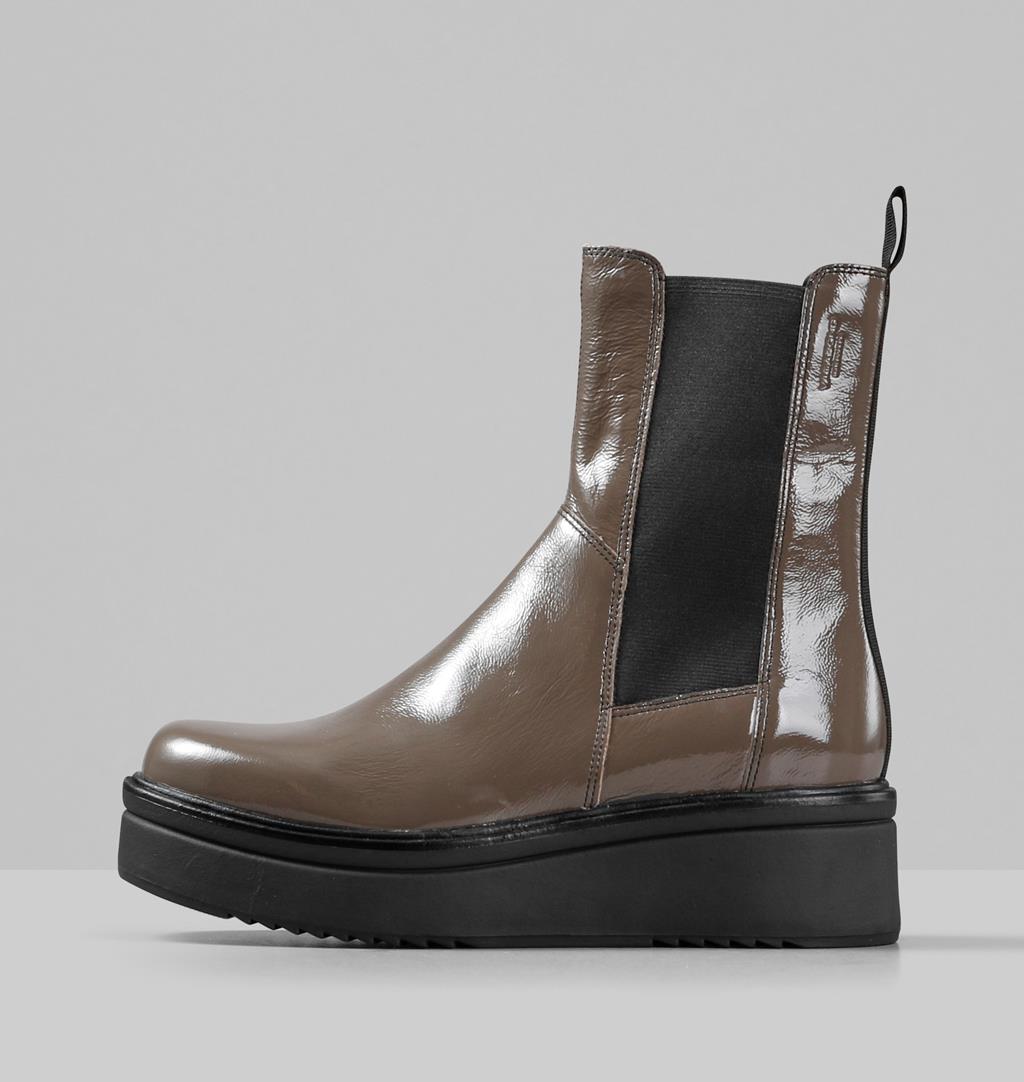 vagabond patent boots