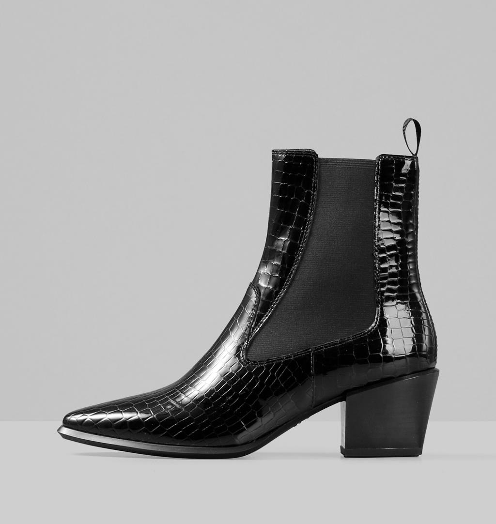 Betsy Embossed leather Boots - Black 