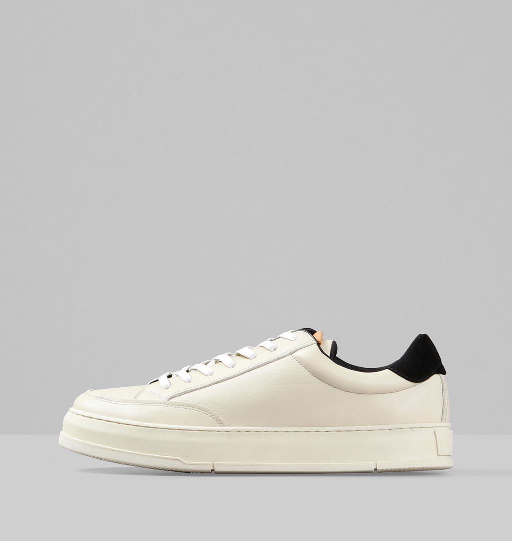 vagabond white shoes