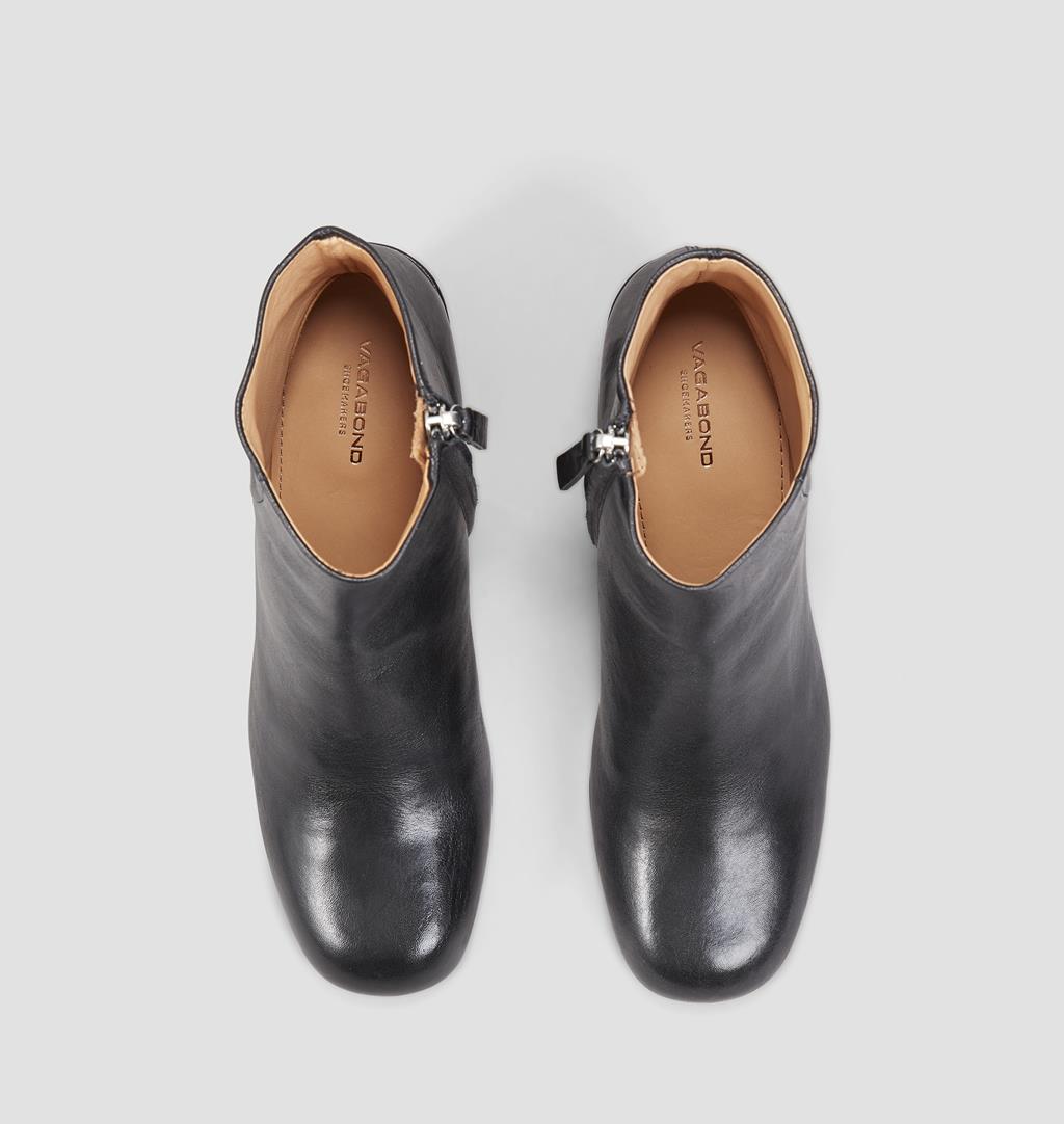 Melina Leather Boots - Black - Vagabond