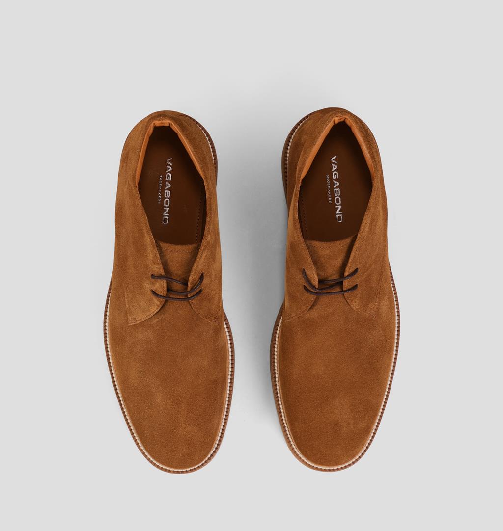 vagabond desert boot