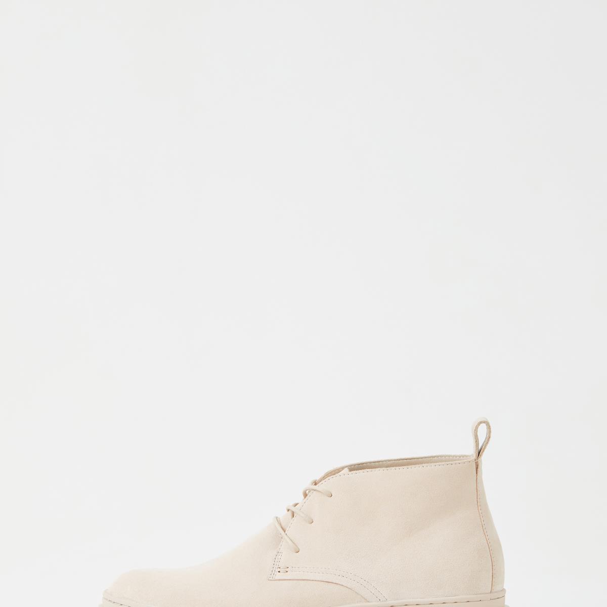 vagabond desert boot