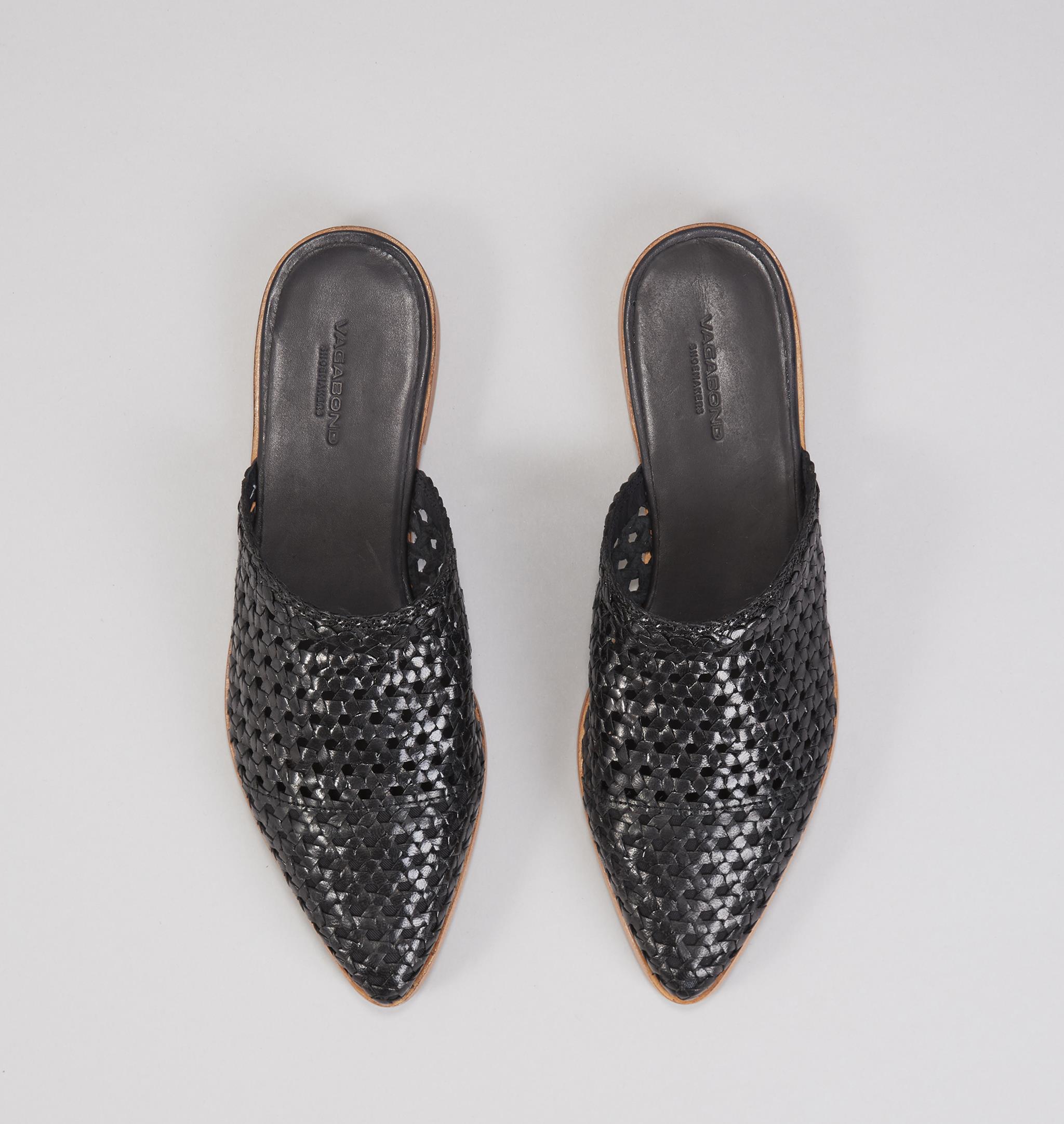 Daphne Leather Shoes - Black - Vagabond