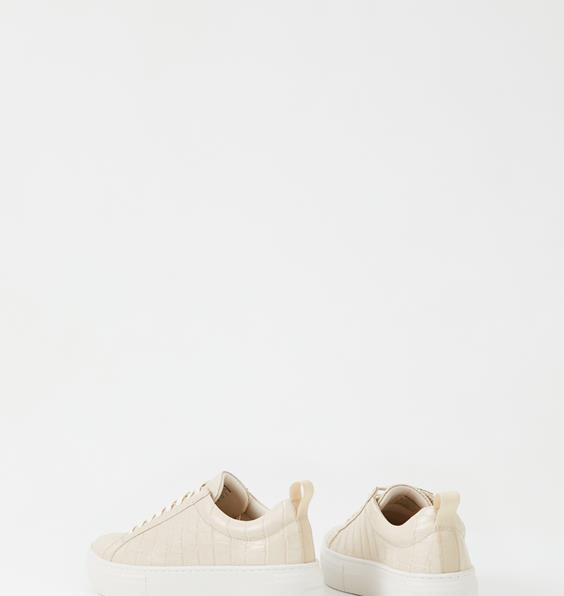 white leather shoes platform