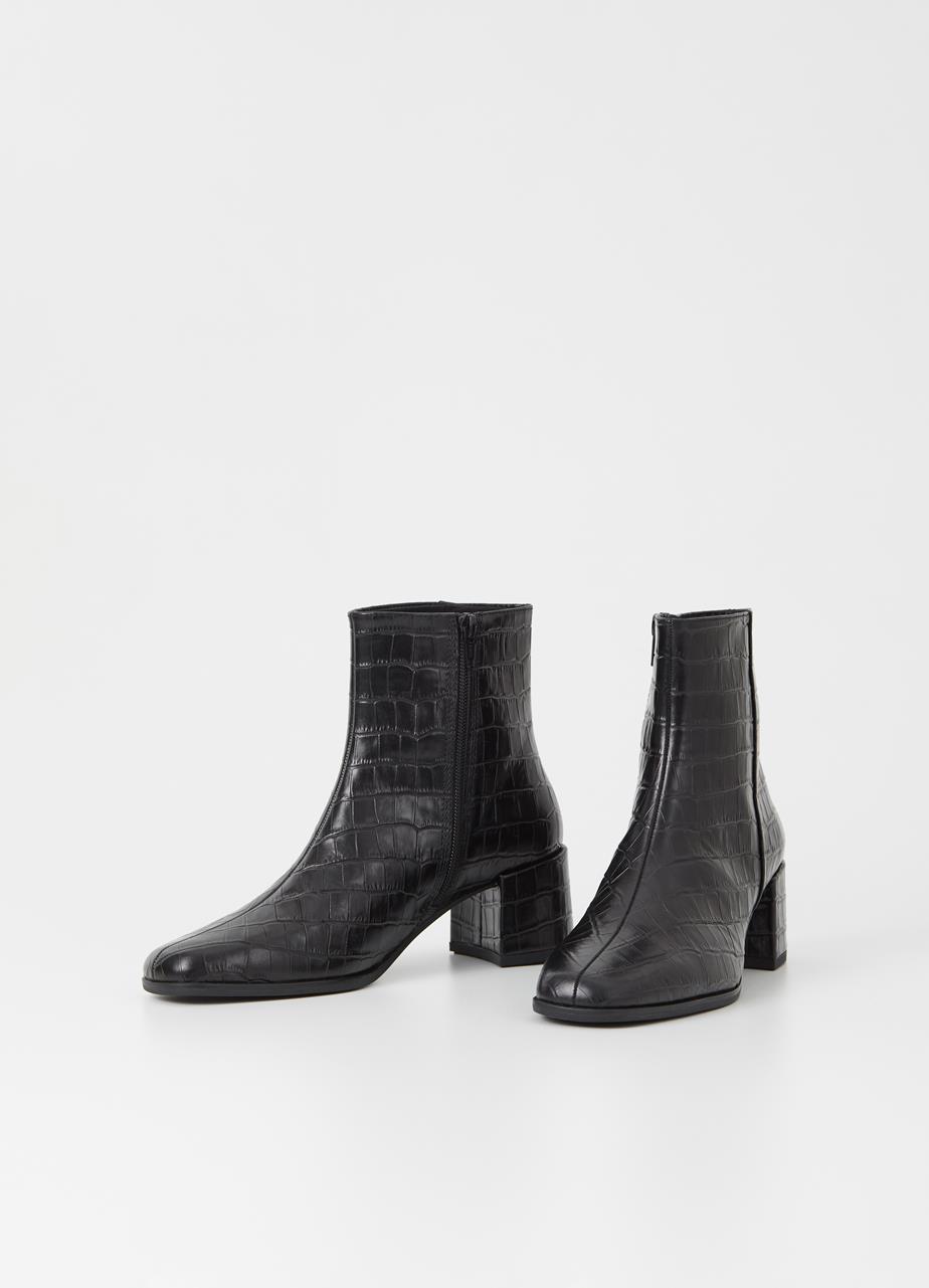 Stina Black Cow Leather Boots