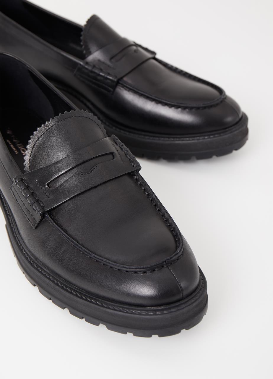 Johnny Black Cow Leather Loafer