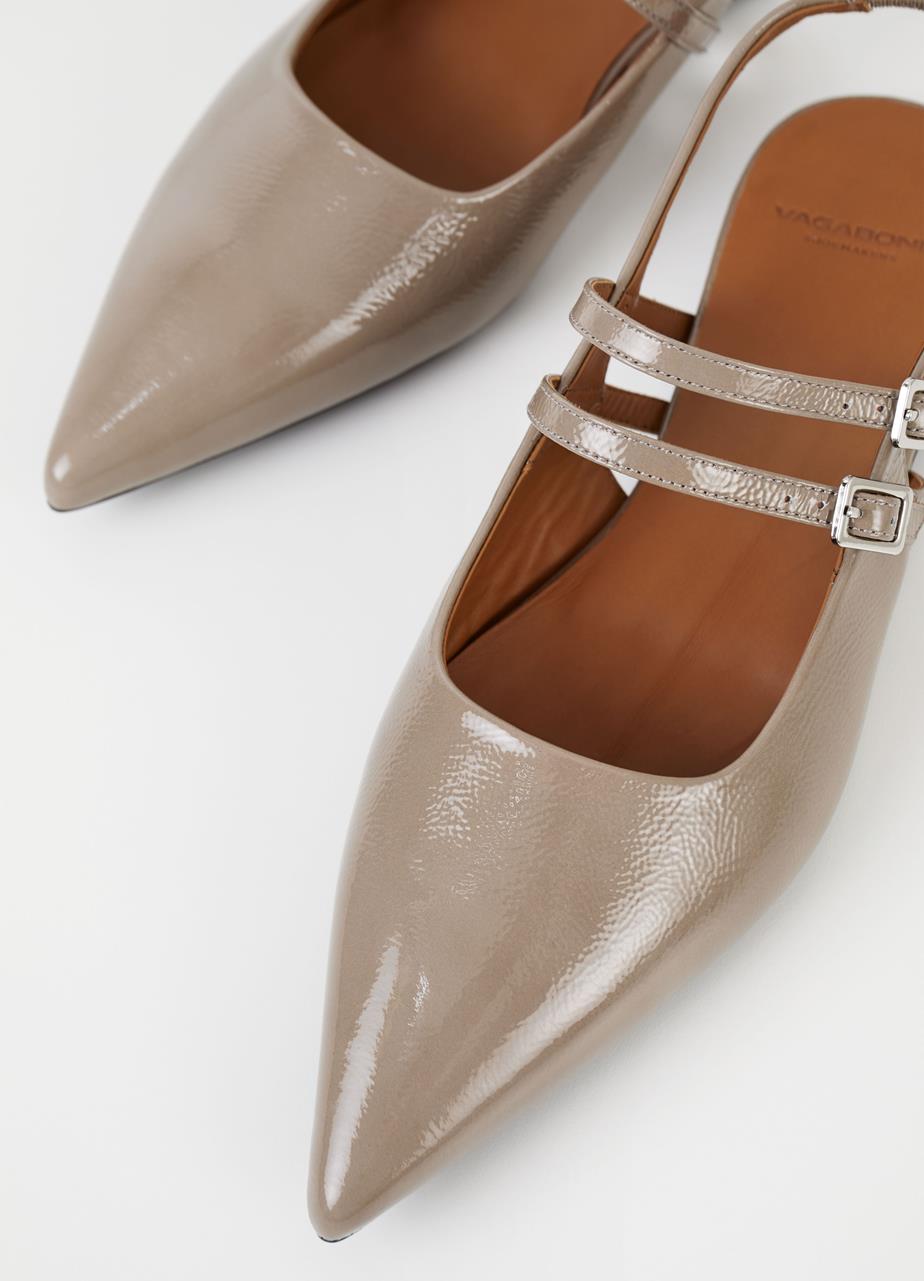 Hermine Light Brown patent leather