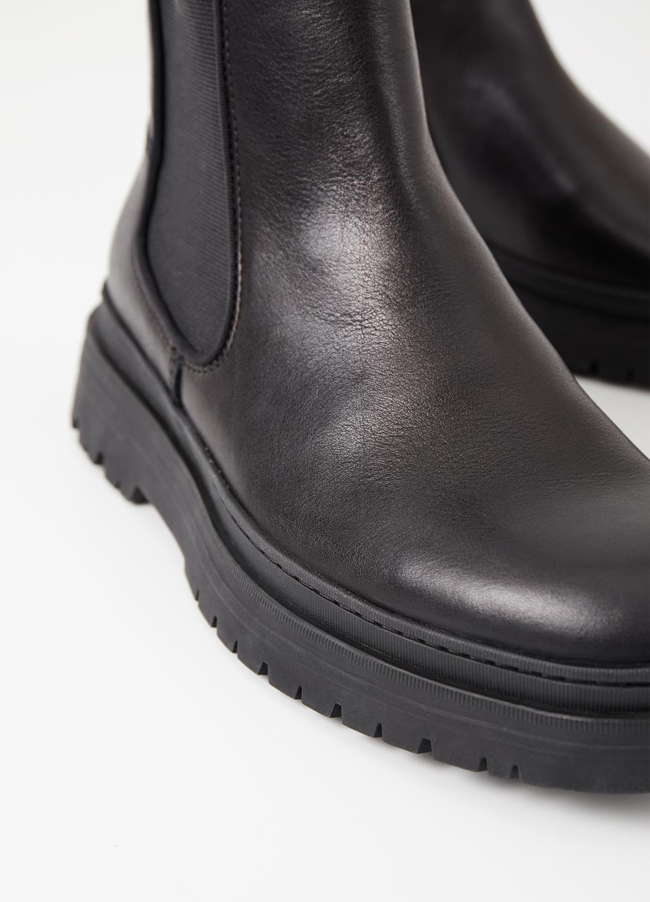 James Black Cow Leather Boots